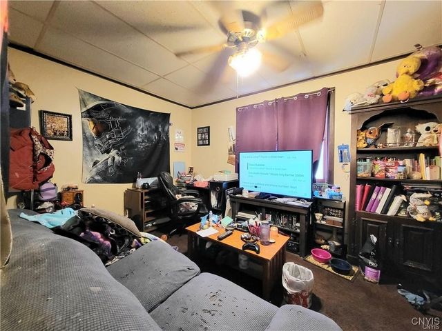 11 Barber Street, Auburn, NY 13021