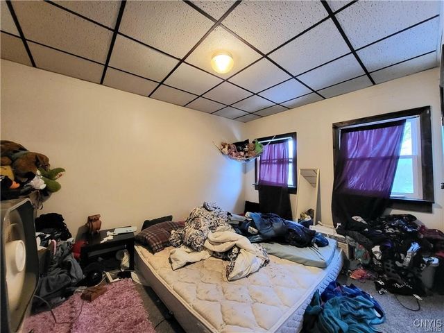 11 Barber Street, Auburn, NY 13021