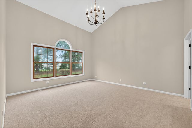 681 Hampshire Drive, Hampshire, IL 60140