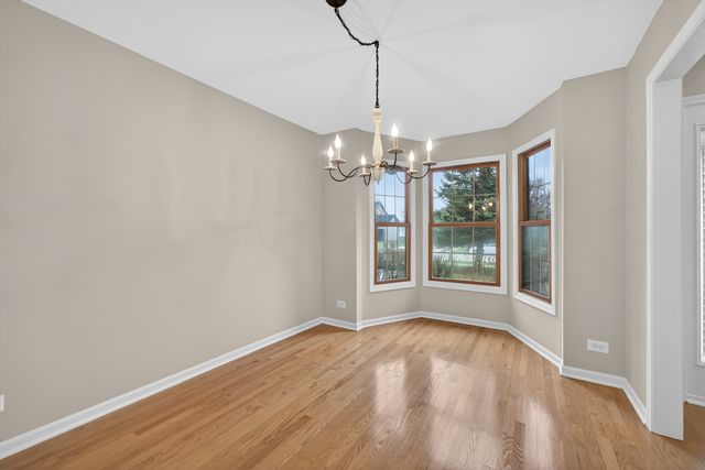 681 Hampshire Drive, Hampshire, IL 60140