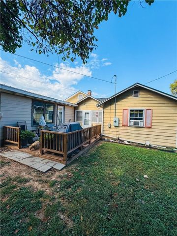 302 College Avenue, Berryville, AR 72616