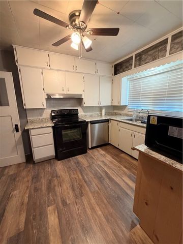 302 College Avenue, Berryville, AR 72616