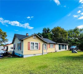 302 College Avenue, Berryville, AR 72616