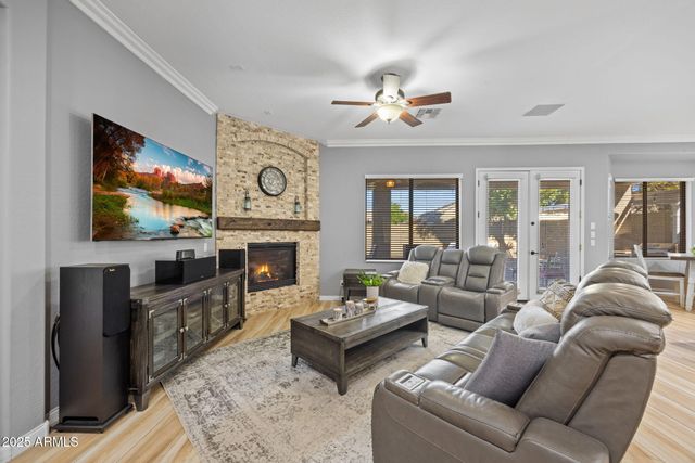 4418 W PHALEN Drive, New River, AZ 85087