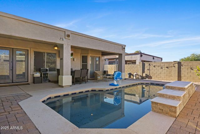 4418 W PHALEN Drive, New River, AZ 85087