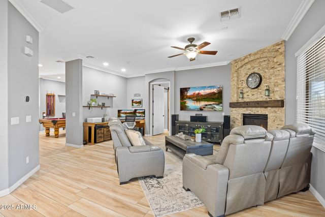 4418 W PHALEN Drive, New River, AZ 85087