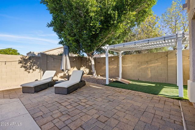 4418 W PHALEN Drive, New River, AZ 85087