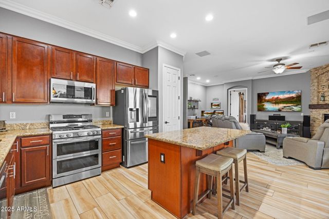 4418 W PHALEN Drive, New River, AZ 85087