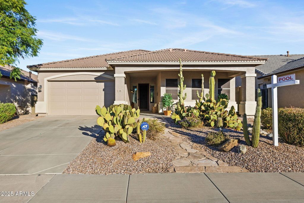 4418 W PHALEN Drive, New River, AZ 85087