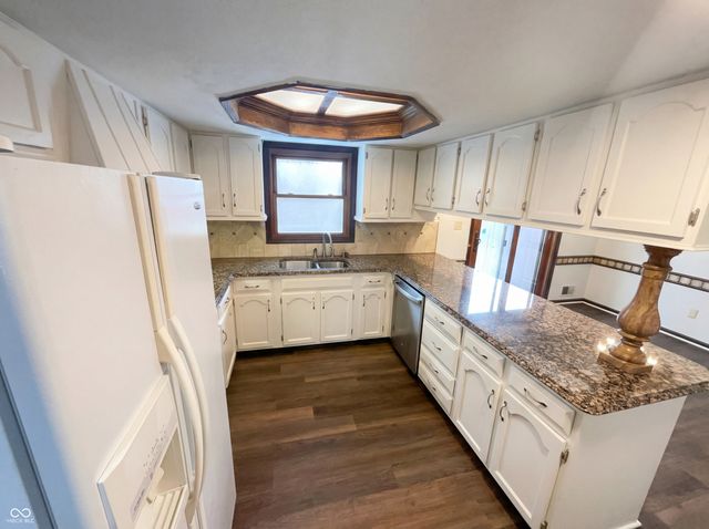 6811 Kingman Drive, Indianapolis, IN 46256