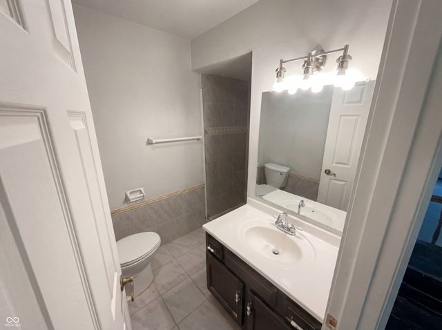 6811 Kingman Drive, Indianapolis, IN 46256