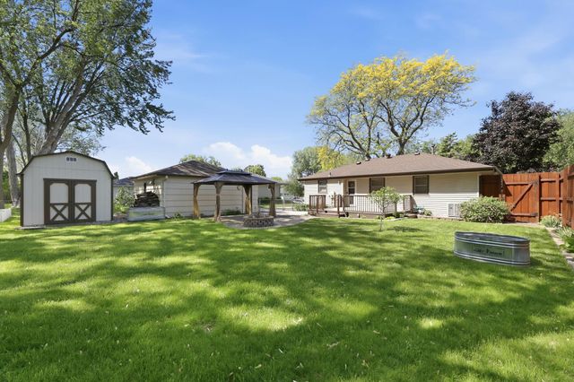5900 Ensign Avenue N, New Hope, MN 55428