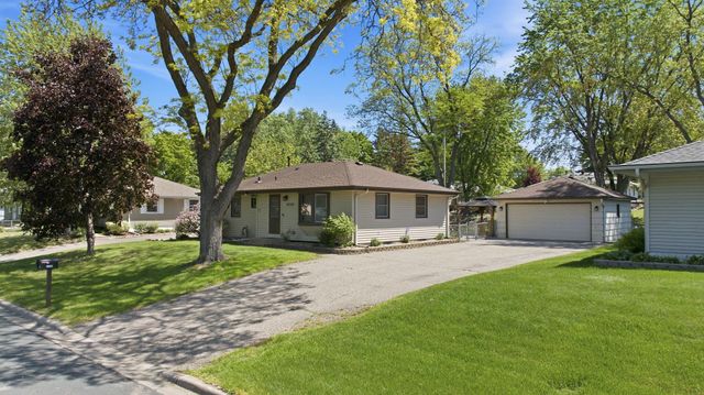 5900 Ensign Avenue N, New Hope, MN 55428