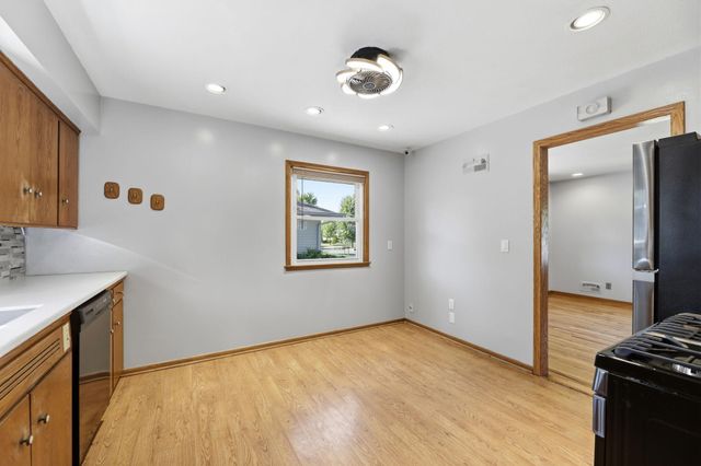 5900 Ensign Avenue N, New Hope, MN 55428