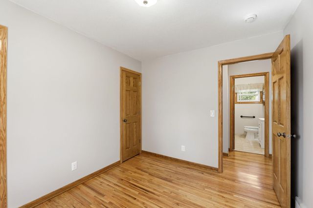 5900 Ensign Avenue N, New Hope, MN 55428