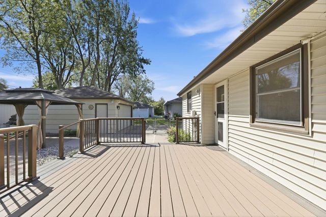 5900 Ensign Avenue N, New Hope, MN 55428