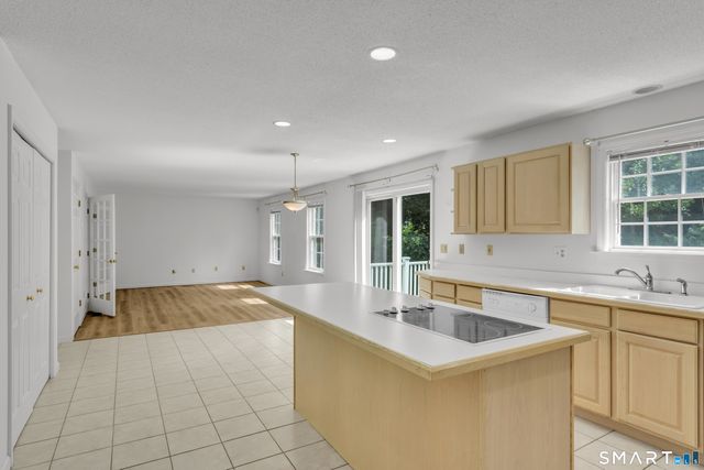 49 Melissa Drive, North Haven, CT 06473