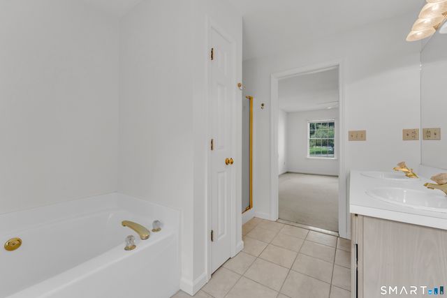 49 Melissa Drive, North Haven, CT 06473