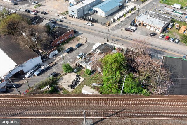 1120 MT EPHRAIM AVE, Camden, NJ 08103