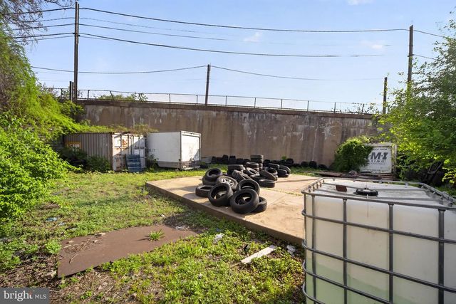 1120 MT EPHRAIM AVE, Camden, NJ 08103