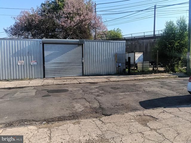 1120 MT EPHRAIM AVE, Camden, NJ 08103