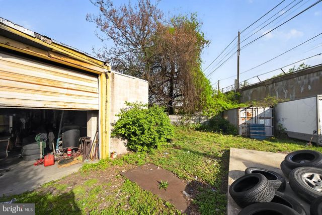 1120 MT EPHRAIM AVE, Camden, NJ 08103