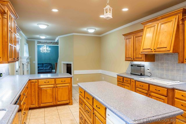 210 S Water Street, Sapulpa, OK 74066