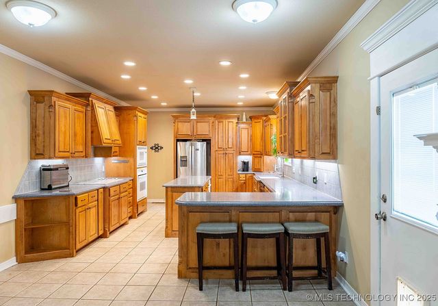 210 S Water Street, Sapulpa, OK 74066