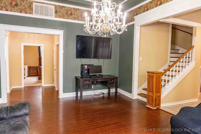 210 S Water Street, Sapulpa, OK 74066