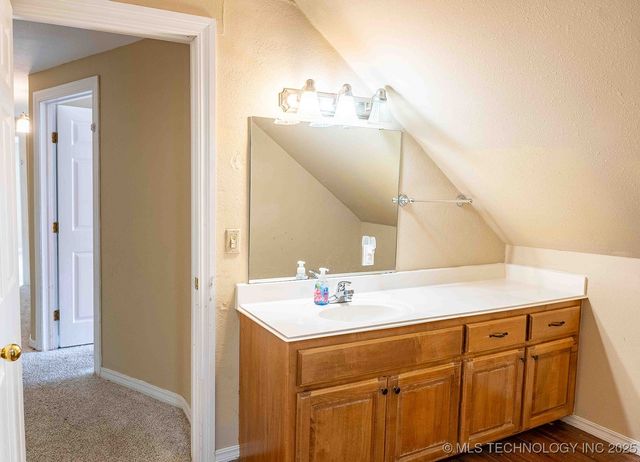 210 S Water Street, Sapulpa, OK 74066