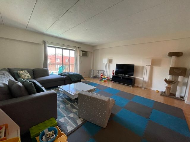 135 Pleasant St 601, Brookline, MA 02446