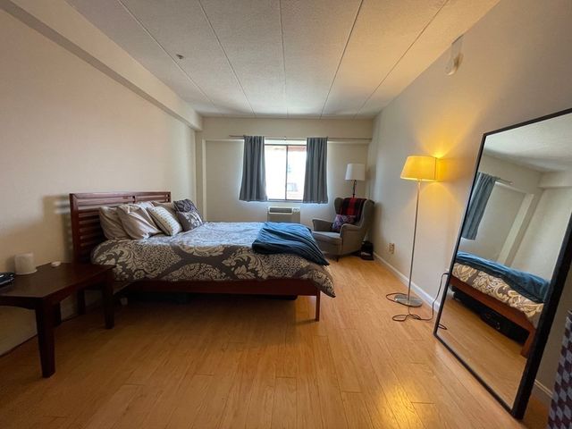 135 Pleasant St 601, Brookline, MA 02446