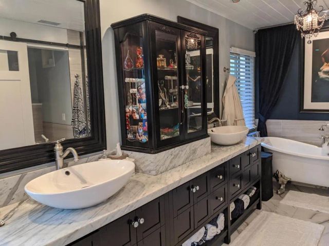 4381 Corte De La Fonda, San Diego, CA 92130