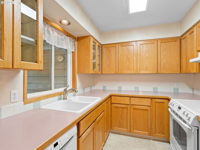 115 Ne 114TH Ave, Portland, OR 97220