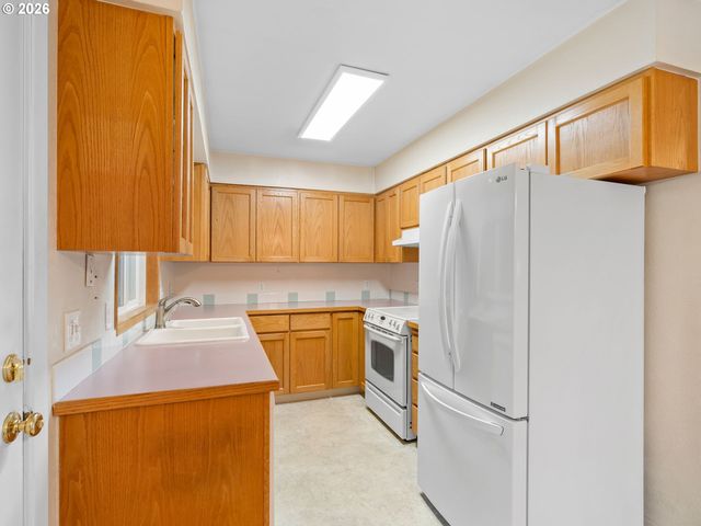 115 Ne 114TH Ave, Portland, OR 97220