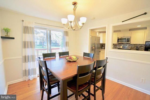 4218 UNIVERSITY DR, Fairfax, VA 22030