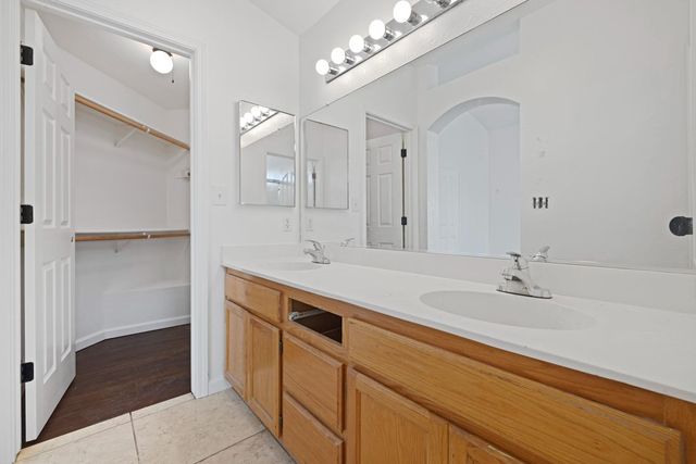 5220 San Paulo Dr, Salida, CA 95368