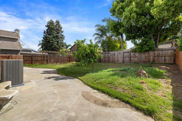 5220 San Paulo Dr, Salida, CA 95368