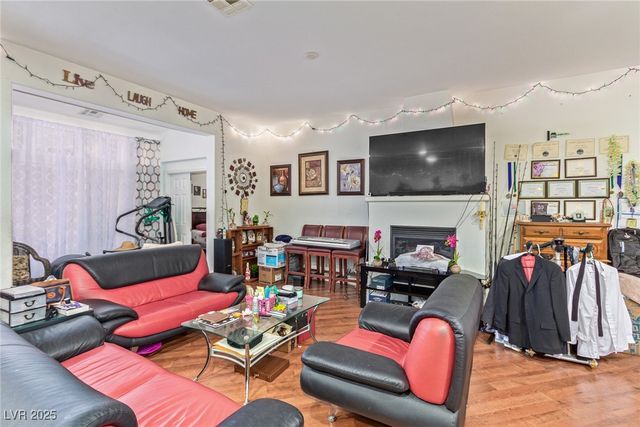 3329 Glacial Lake Street, Las Vegas, NV 89122