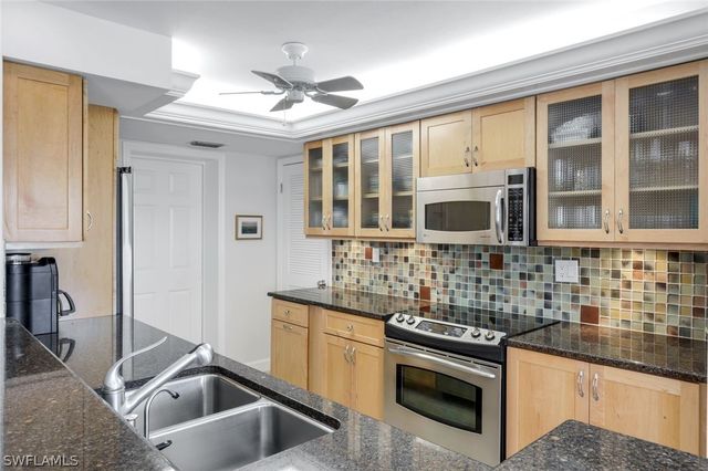 3430 Gulf Shore BLVD N 2I, Naples, FL 34103