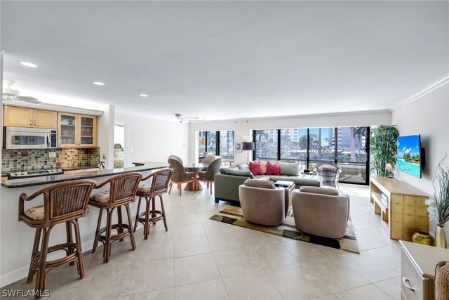 3430 Gulf Shore BLVD N 2I, Naples, FL 34103