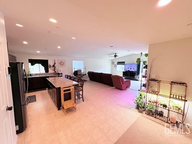 415 Welch Avenue, Bakersfield, CA 93307