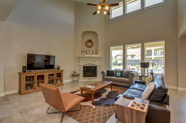 25710 Oakwood Knoll Drive, Katy, TX 77494