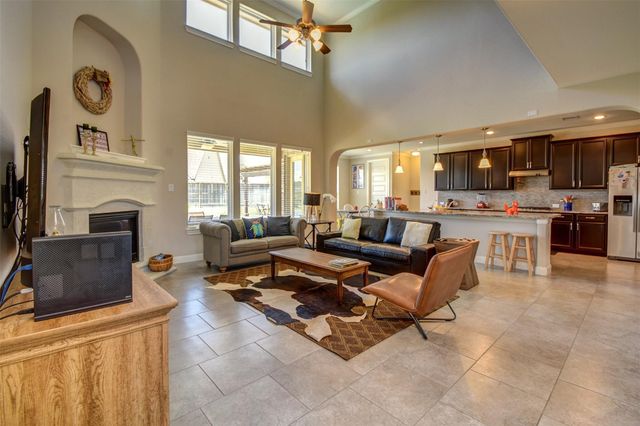 25710 Oakwood Knoll Drive, Katy, TX 77494