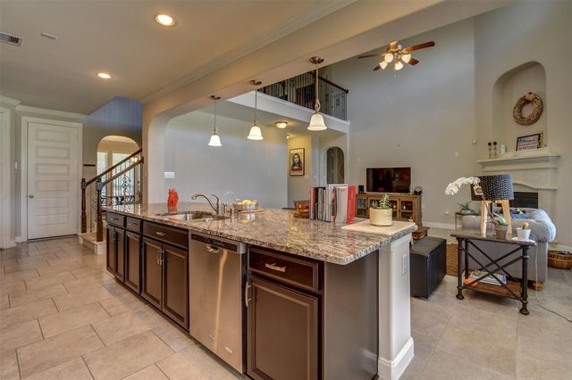 25710 Oakwood Knoll Drive, Katy, TX 77494