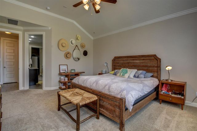 25710 Oakwood Knoll Drive, Katy, TX 77494