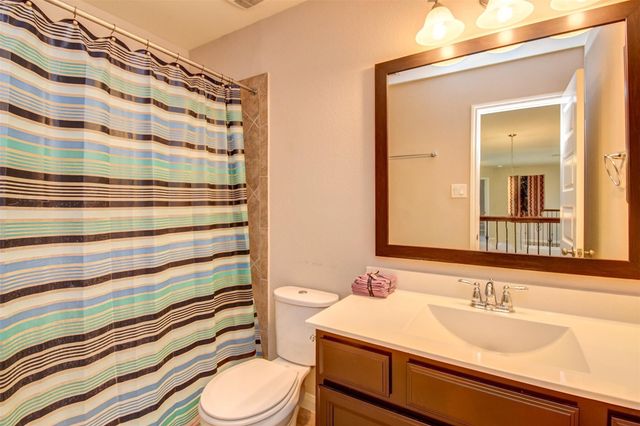 25710 Oakwood Knoll Drive, Katy, TX 77494