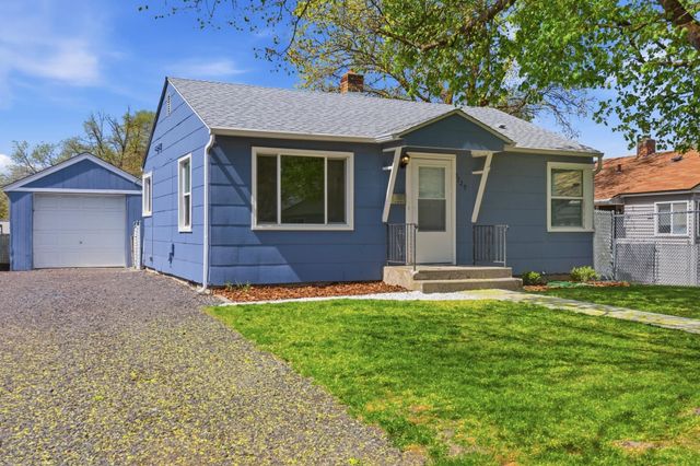 5729 N Lindeke St, Spokane, WA 99205