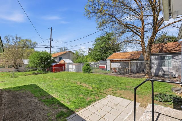 5729 N Lindeke St, Spokane, WA 99205