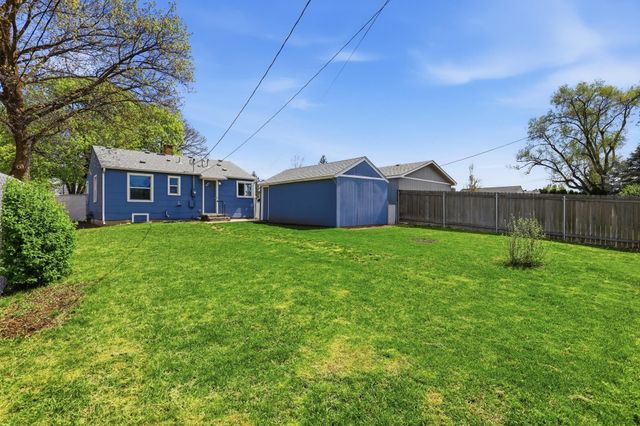 5729 N Lindeke St, Spokane, WA 99205